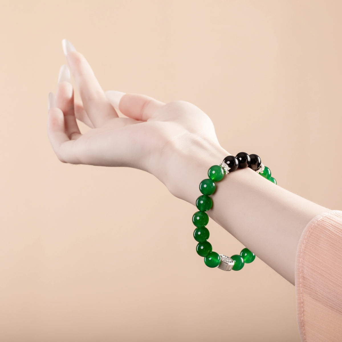 Bracelet For Wood Element Gentle & Balance Energy- Green Agate & Black Agate