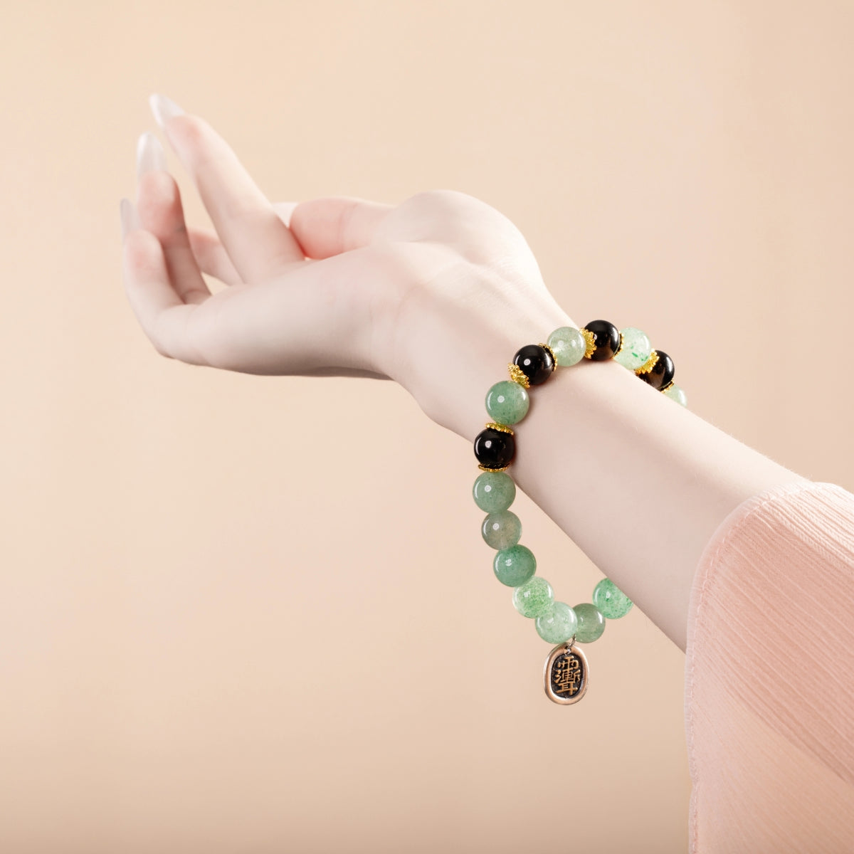 Bracelet For Wood Element Gentle & Balance Energy- Green Quartz & Black Agate