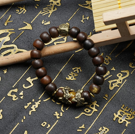 Thunderstruck Wood Pixiu Bracelet